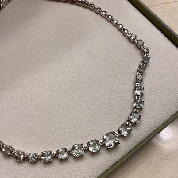 Stunner!! Sterling silver and quartz 17 inch necklace - Picture 7 of 7